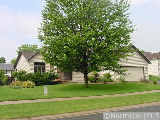 17295 Fieldcrest Ave, Lakeville, MN 55044
