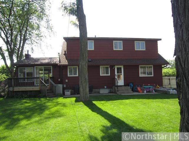 5168 Longview Dr, New Brighton, MN 55112