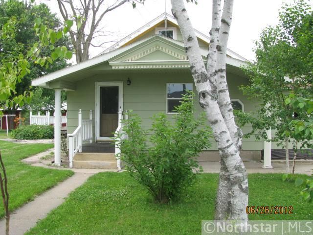 225 4th Ave, Pease, MN 56363