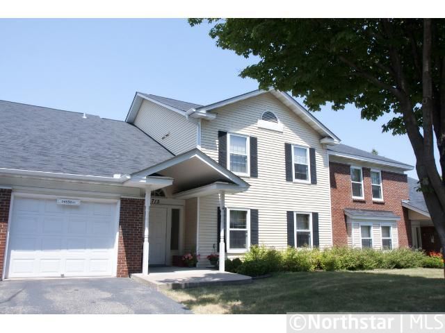 715 Larpenteur Ave E #B, Maplewood, MN 55117