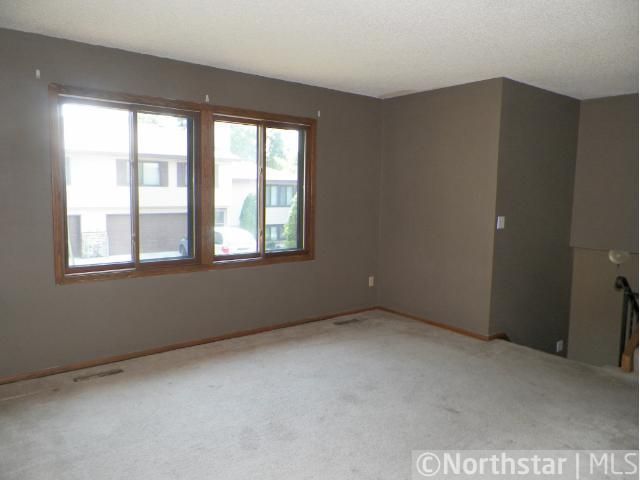 8418 Toledo Ave N, Brooklyn Park, MN 55443