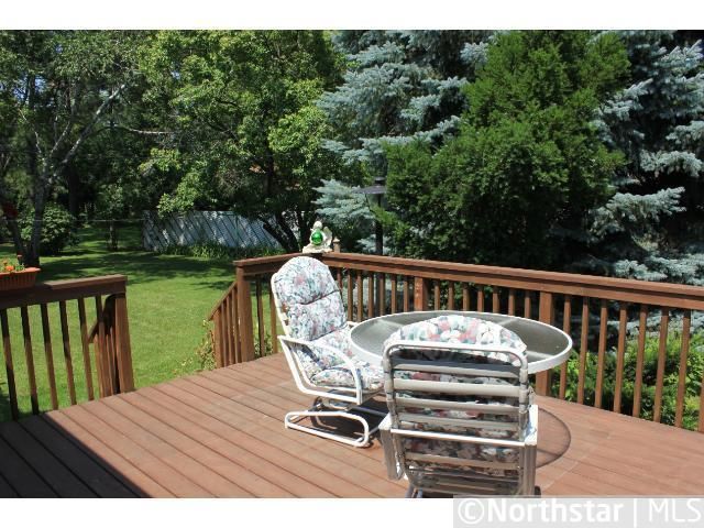 7044 Drew Ave N, Brooklyn Center, MN 55429