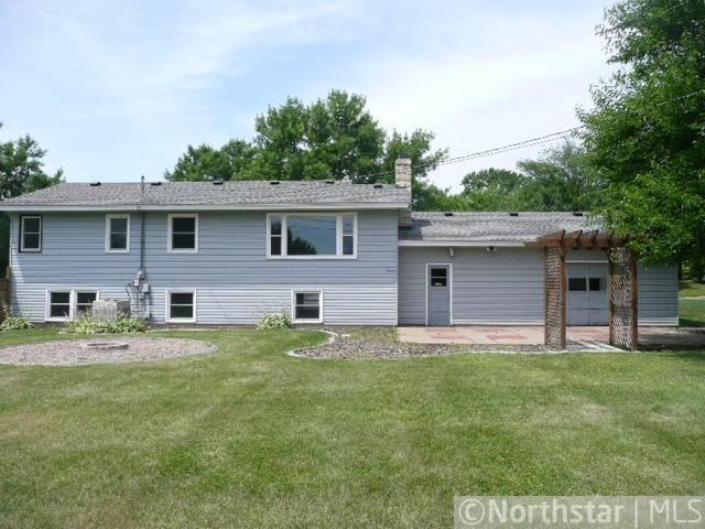 8285 Ingleside Ave S, Cottage Grove, MN 55016