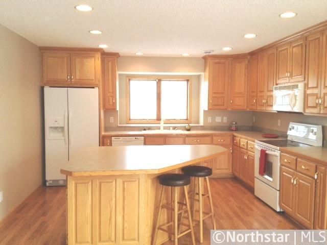 10380 Karston Ave NE, Albertville, MN 55301