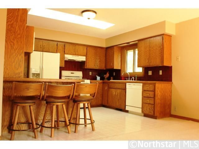 14279 Guthrie Ave, Apple Valley, MN 55124