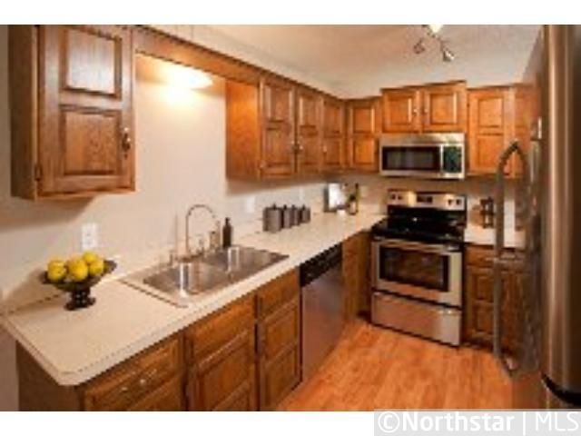 3911 Brookdale Cir N, Brooklyn Park, MN 55443