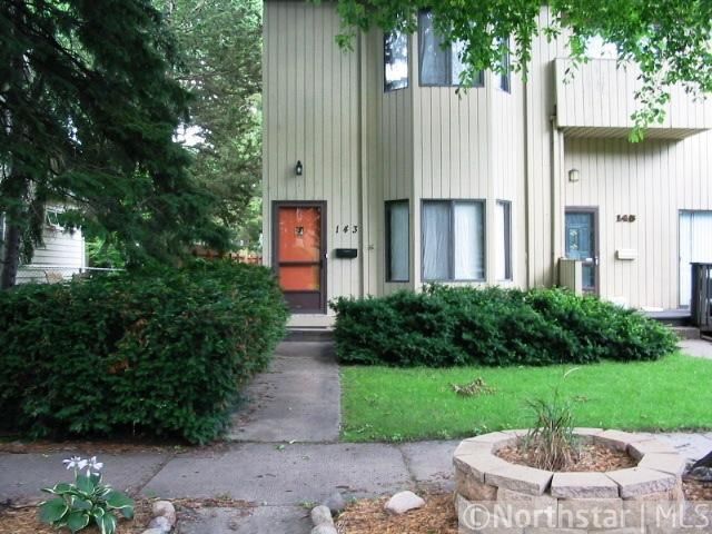 143 Cecil St SE, Minneapolis, MN 55414