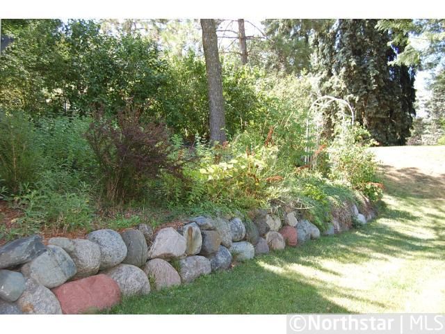 1782 Richard Cir, West Saint Paul, MN 55118