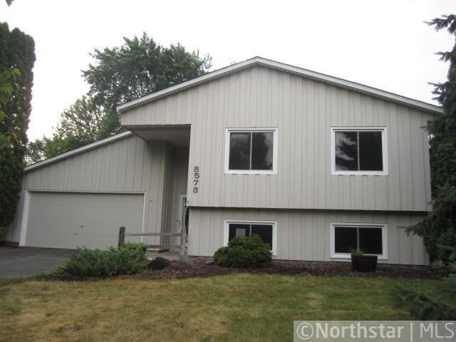 8573 Ivan Ave S, Cottage Grove, MN 55016