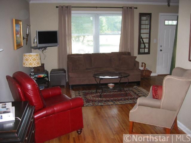 970 Cleveland Ave S, Saint Paul, MN 55116