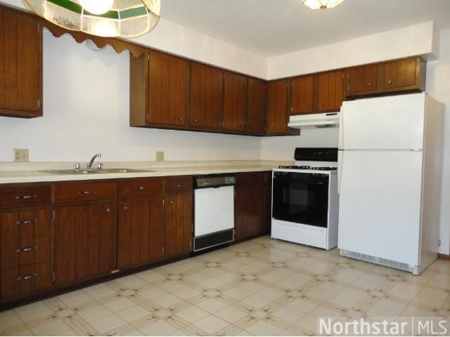 2164 Beech St E, Saint Paul, MN 55119