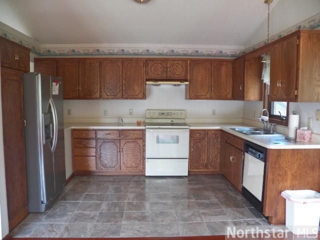 1168 97th Ln NE, Blaine, MN 55434