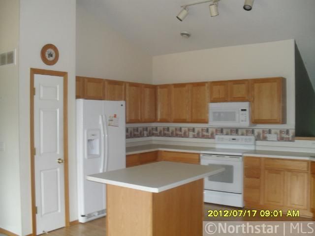 15322 Flower Way, Apple Valley, MN 55124