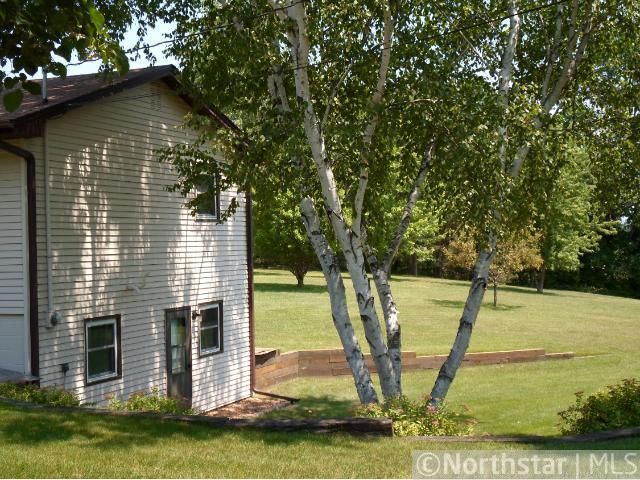 33777 Quincy St NE, Cambridge, MN 55008