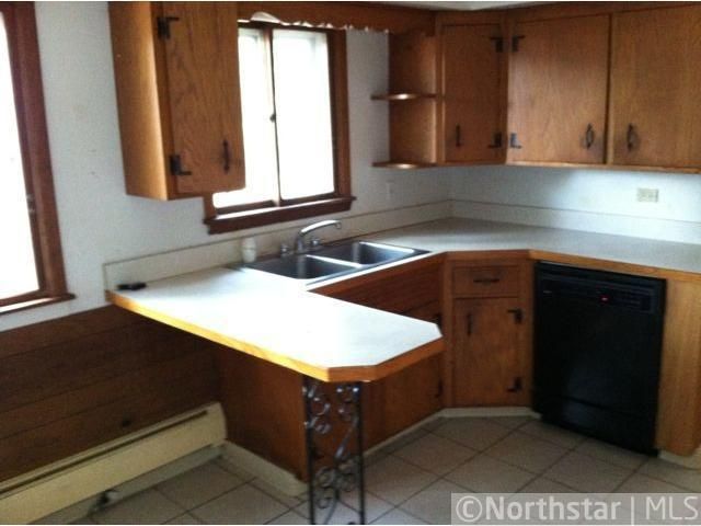 8940 11th Ave S, Bloomington, MN 55420