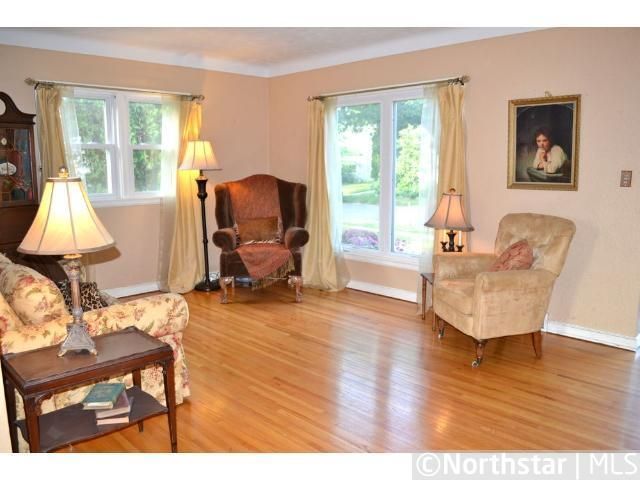 1235 Alameda St, Saint Paul, MN 55117