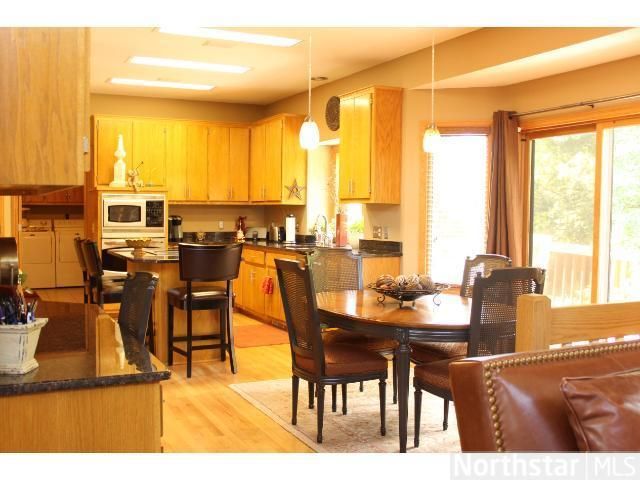 13040 Hamburg Ct, Apple Valley, MN 55124