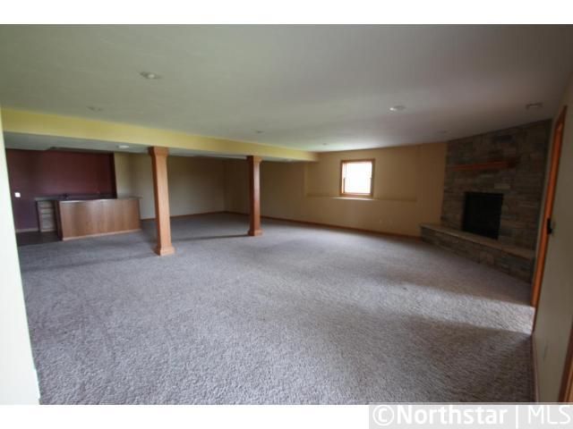11946 W 240th St, Belle Plaine, MN 56011