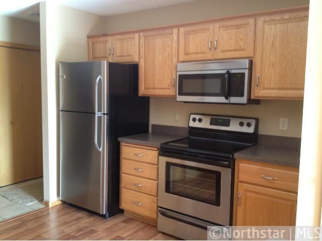 10929 Douglas Ln N, Champlin, MN 55316