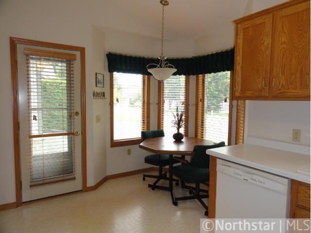 3198 Manitou Dr, White Bear Lake, MN 55110