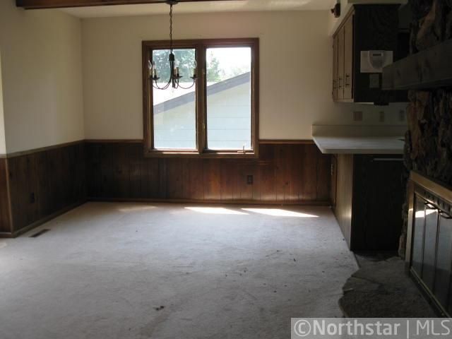 6460 Squire Dr NE, Fridley, MN 55432