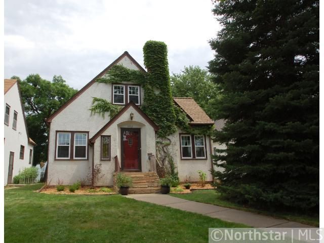 2711 Benjamin St NE, Minneapolis, MN 55418