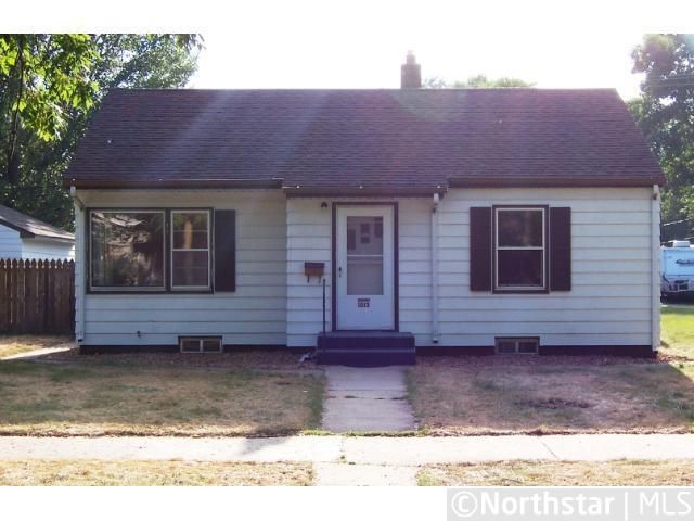 1013 26th Ave N, Saint Cloud, MN 56303