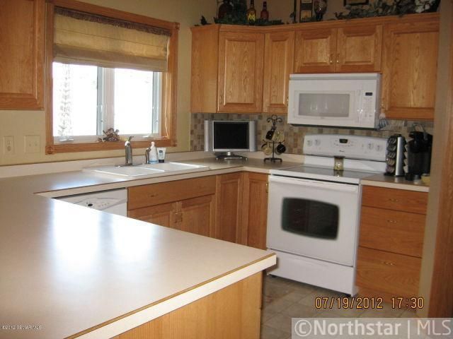 2185 Sunlight Ave SE, Owatonna, MN 55060