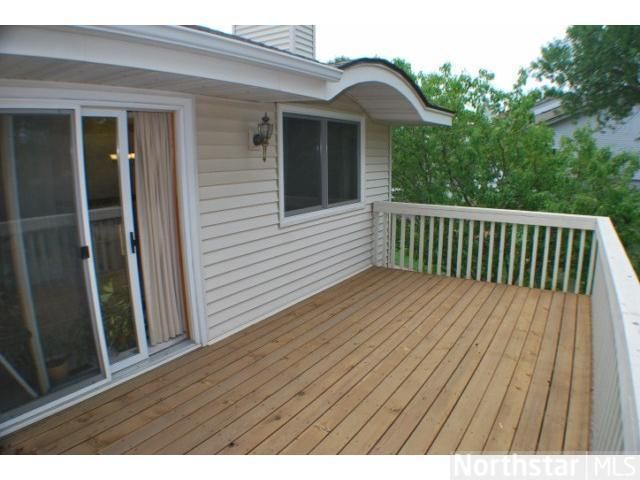 1585 Clemson Dr #A, Eagan, MN 55122