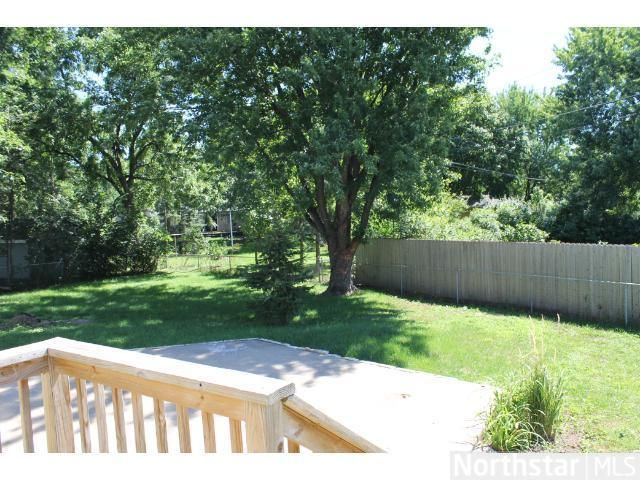 7738 Point Douglas Ct, Cottage Grove, MN 55016