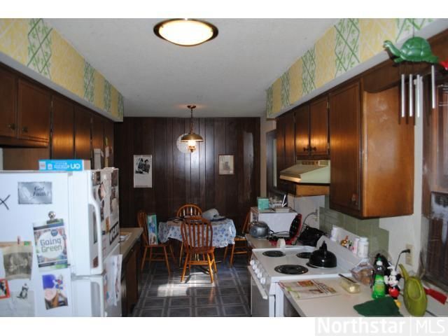 5261 Irondale Rd, Mounds View, MN 55112
