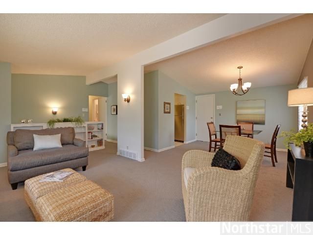 1944 Sheridan Ave, Saint Paul, MN 55116