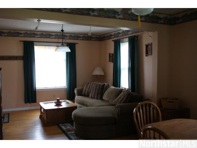 211 Birch St N, Cambridge, MN 55008
