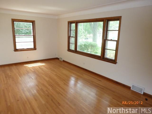 4925 Baker Rd, Minnetonka, MN 55343