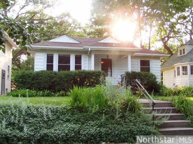 2908 40th Ave S, Minneapolis, MN 55406