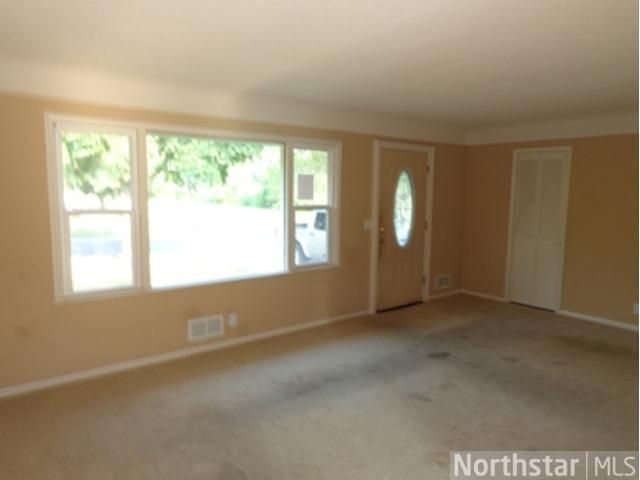 5715 Knox Ave N, Brooklyn Center, MN 55430