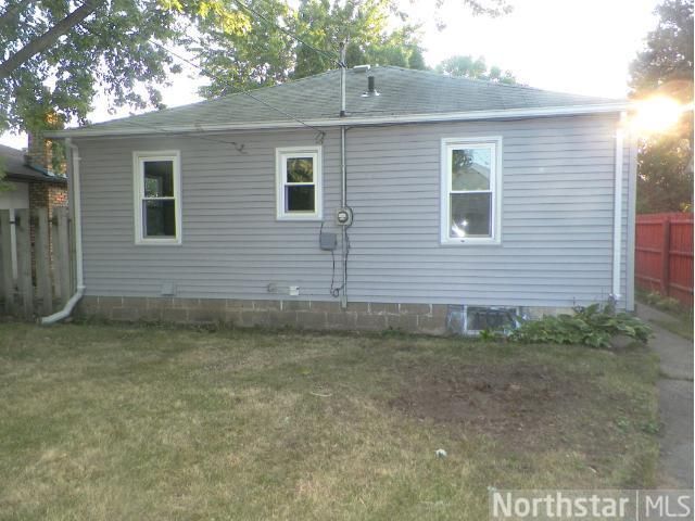 1105 6th Ave S, South Saint Paul, MN 55075