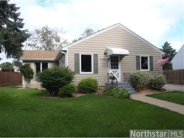 2133 Nortonia Ave, Saint Paul, MN 55119