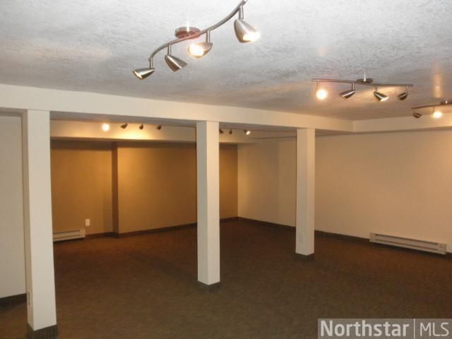 307 Manitoba Ave, Wayzata, MN 55391