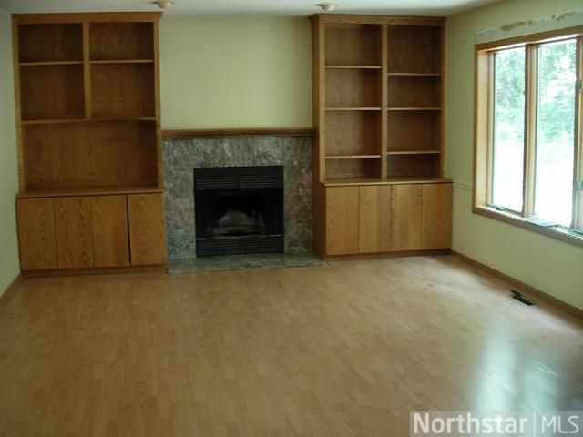 6505 Promontory Dr, Eden Prairie, MN 55346