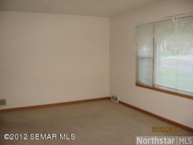 136 16th St NE, Owatonna, MN 55060