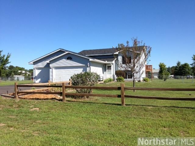 4616 375th St, North Branch, MN 55056