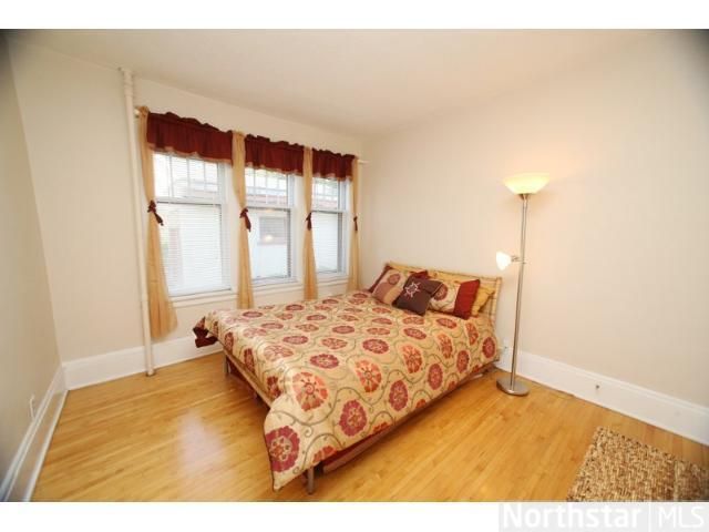 807 Saint Clair Ave #2, Saint Paul, MN 55105