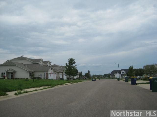 2432 Cotton Ln, Northfield, MN 55057
