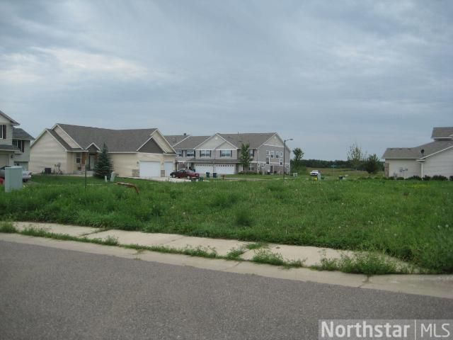 2440 Cotton Ln, Northfield, MN 55057