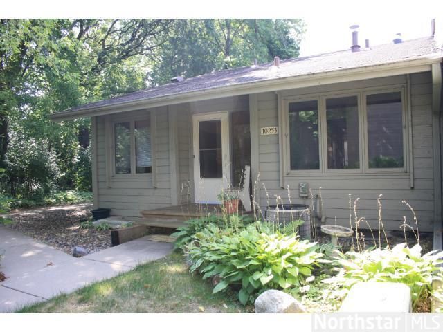10253 Scarborough Rd, Bloomington, MN 55437