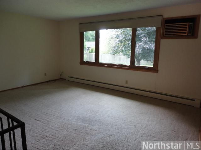 4233 Wright St, Red Wing, MN 55066