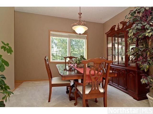 8529 Ridgewood Ln, Savage, MN 55378