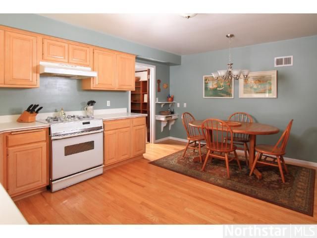 5205 Duncraig Rd, Edina, MN 55436