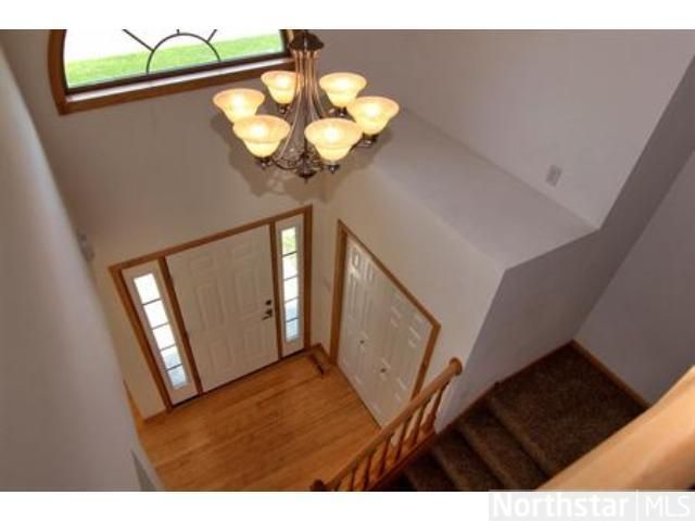 1539 W Maple St, River Falls, WI 54022